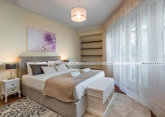 Luxury 3 Bedroom Apartment With Rooftop